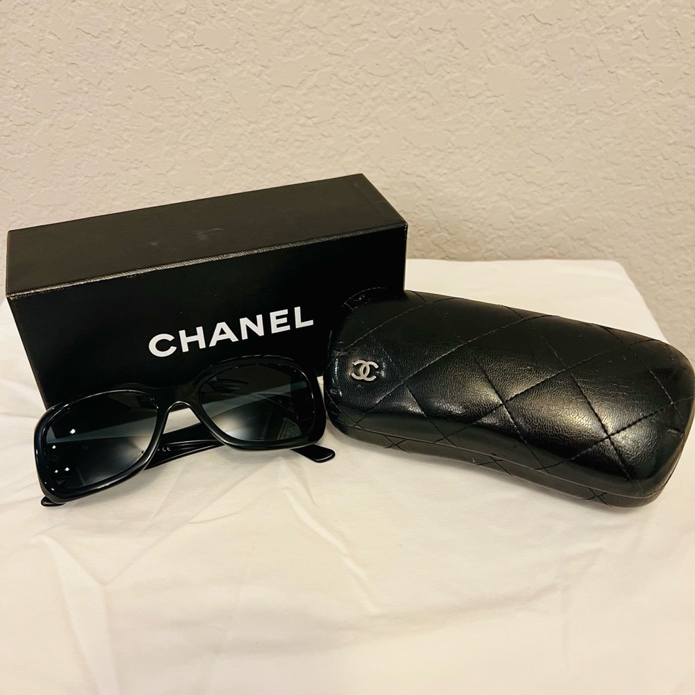 CHANEL SUNGLASSES